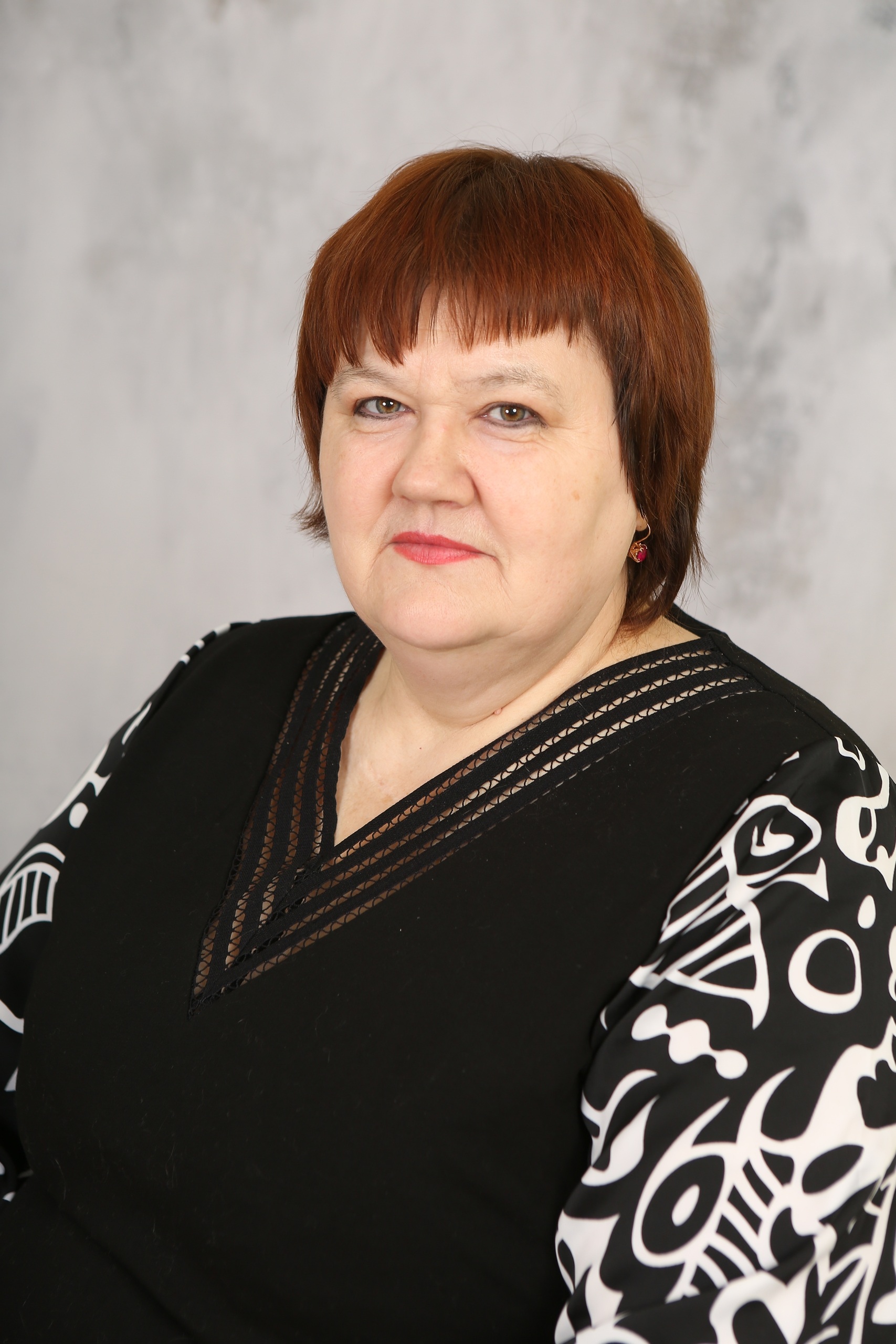 Абельмазова Любовь Анатольевна.