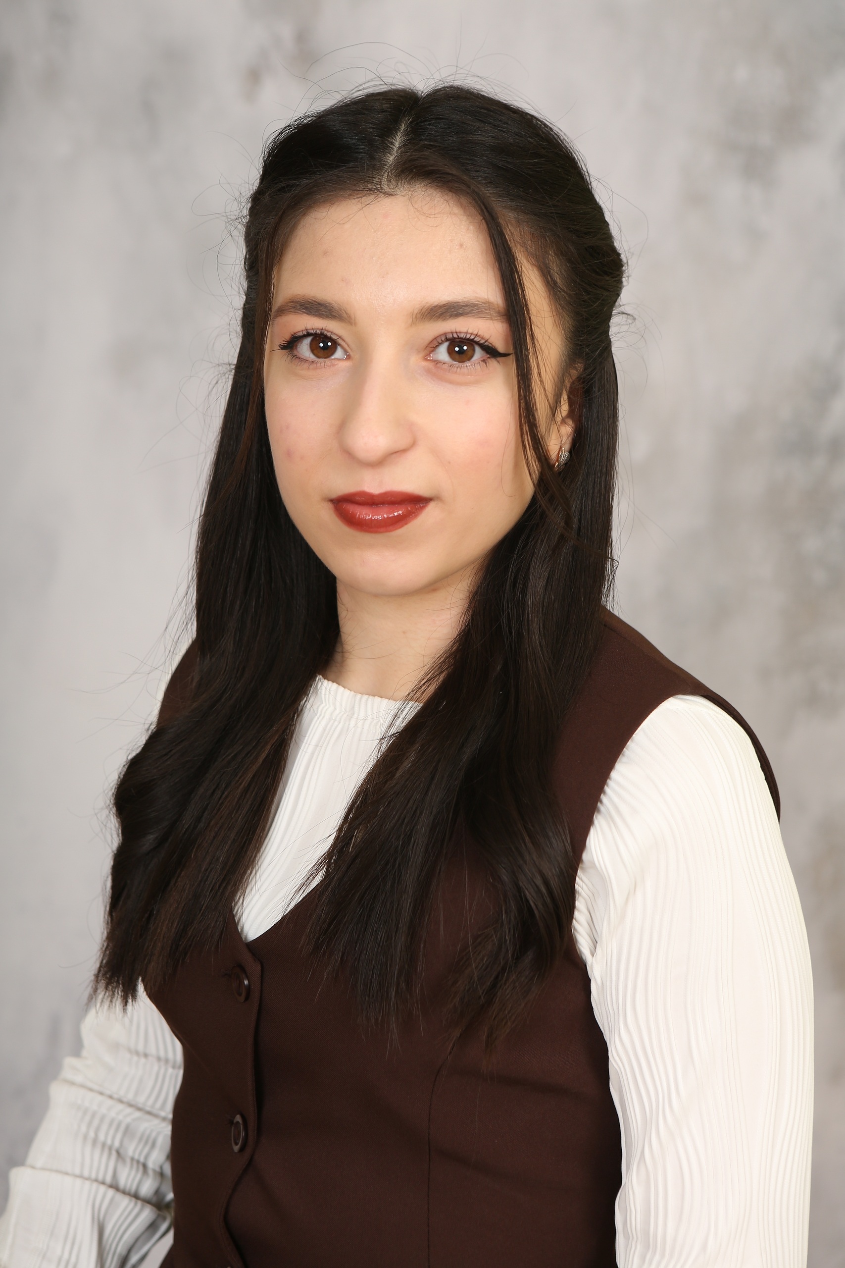 Абраамян Диана Нверовна Абраамян Диана Нверовна.